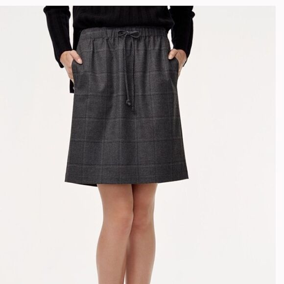 Aritzia The Group By Babaton Jimmy Tie-Waist Plaid Skirt Sz Small - Picture 1 of 10
